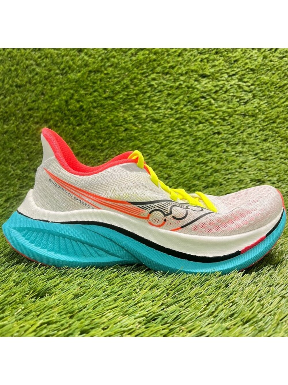 Saucony Endorphin Speed 5 Womens Size 6 White Athletic Running Shoes Sneakers
